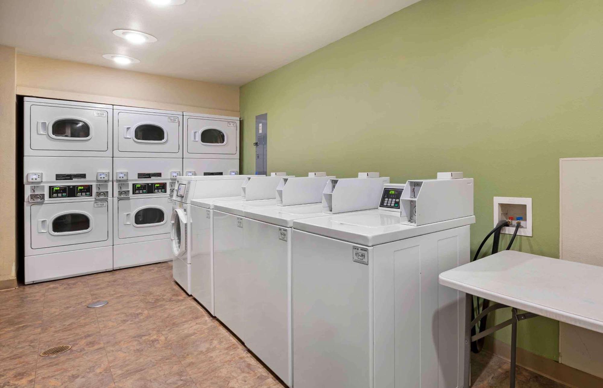 Extended Stay America Select Suites - Cincinnati - Sharonville Buitenkant foto